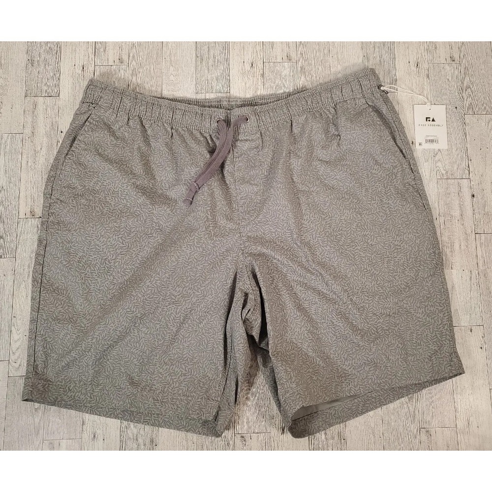 Free Assembly Shorts Mens XL Utility Gray Elastic Waist Pockets Leaf Pattern NEW
